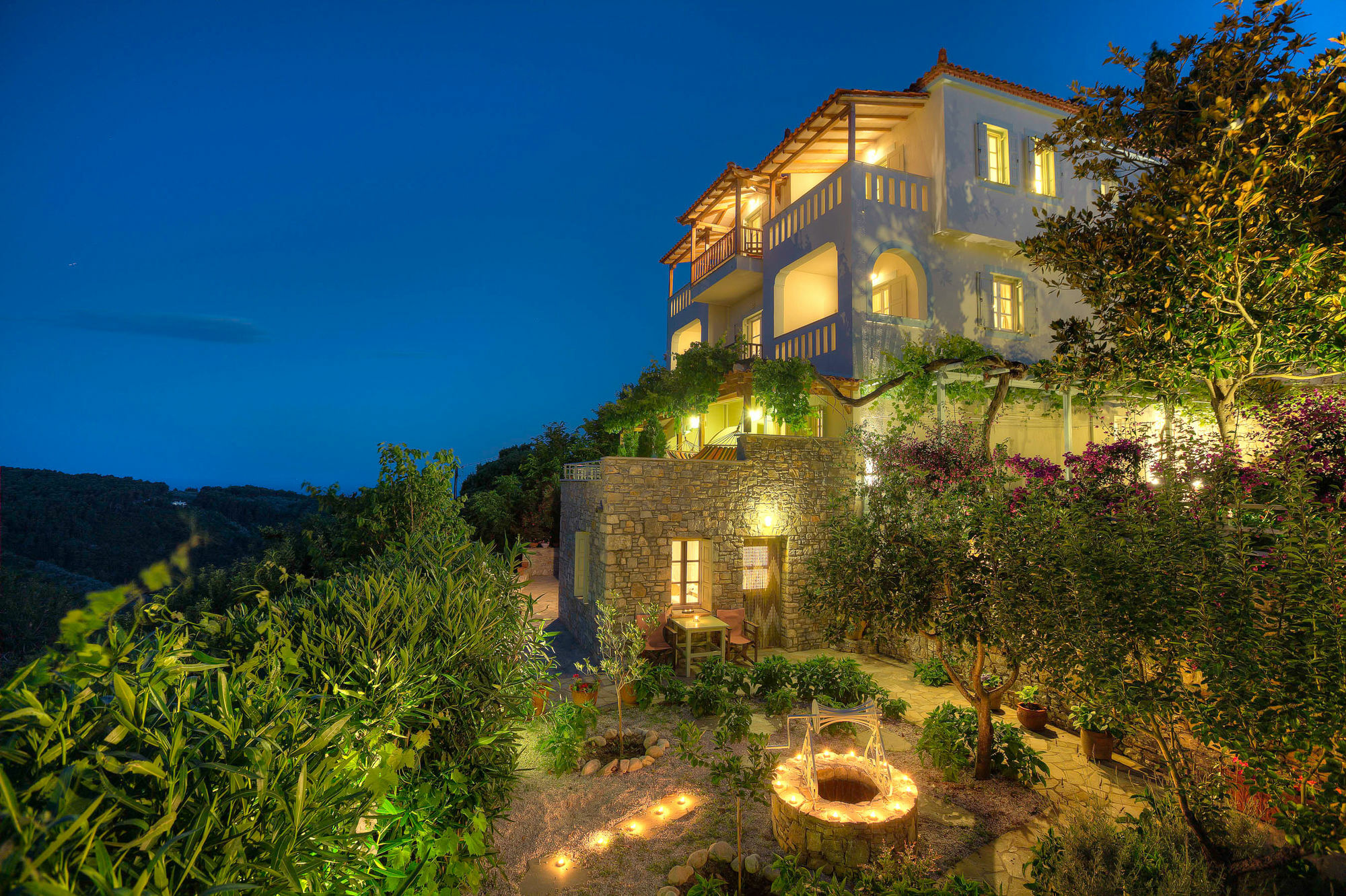 Konstantina Studios Alonnisos Town ภายนอก รูปภาพ