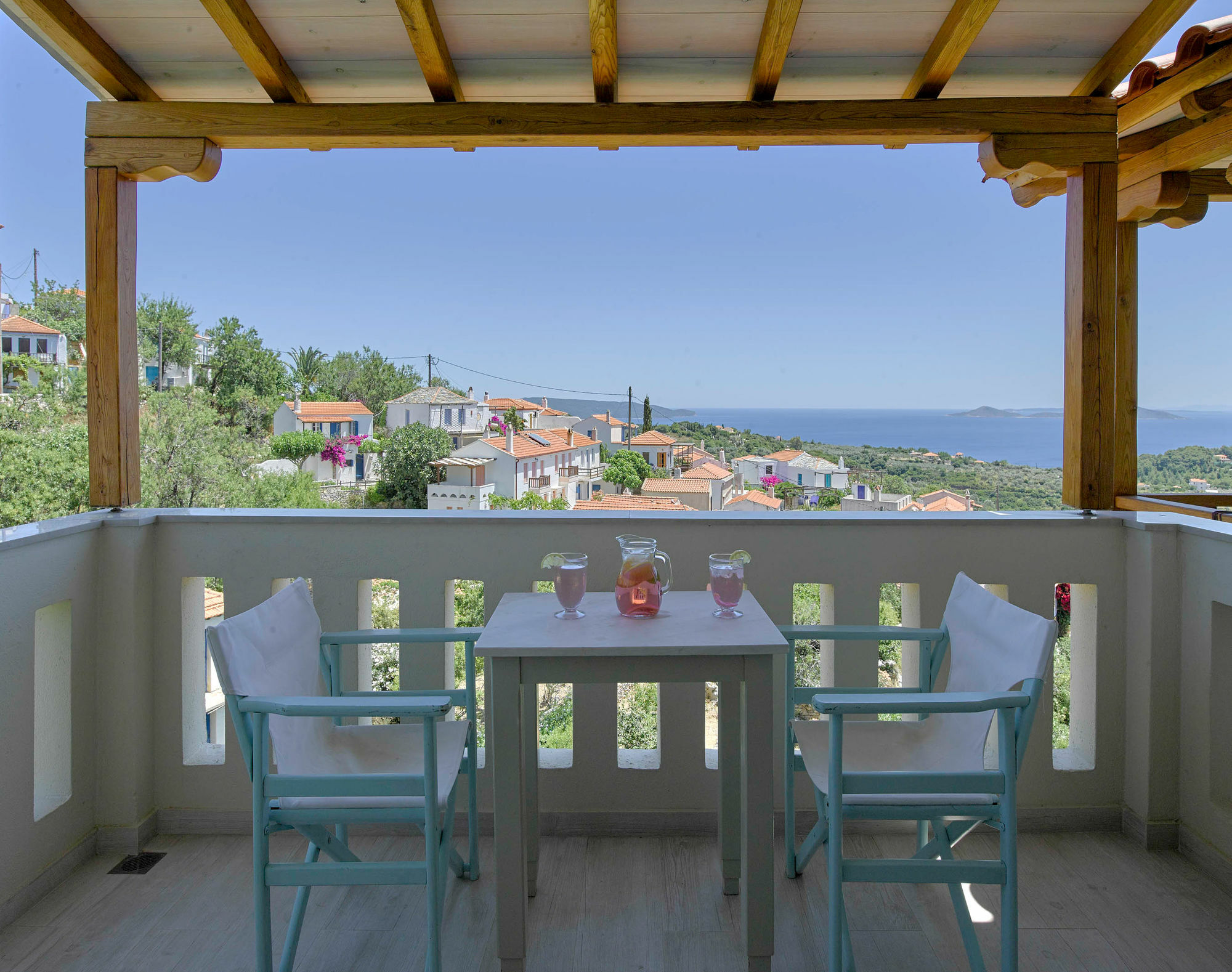 Konstantina Studios Alonnisos Town ภายนอก รูปภาพ