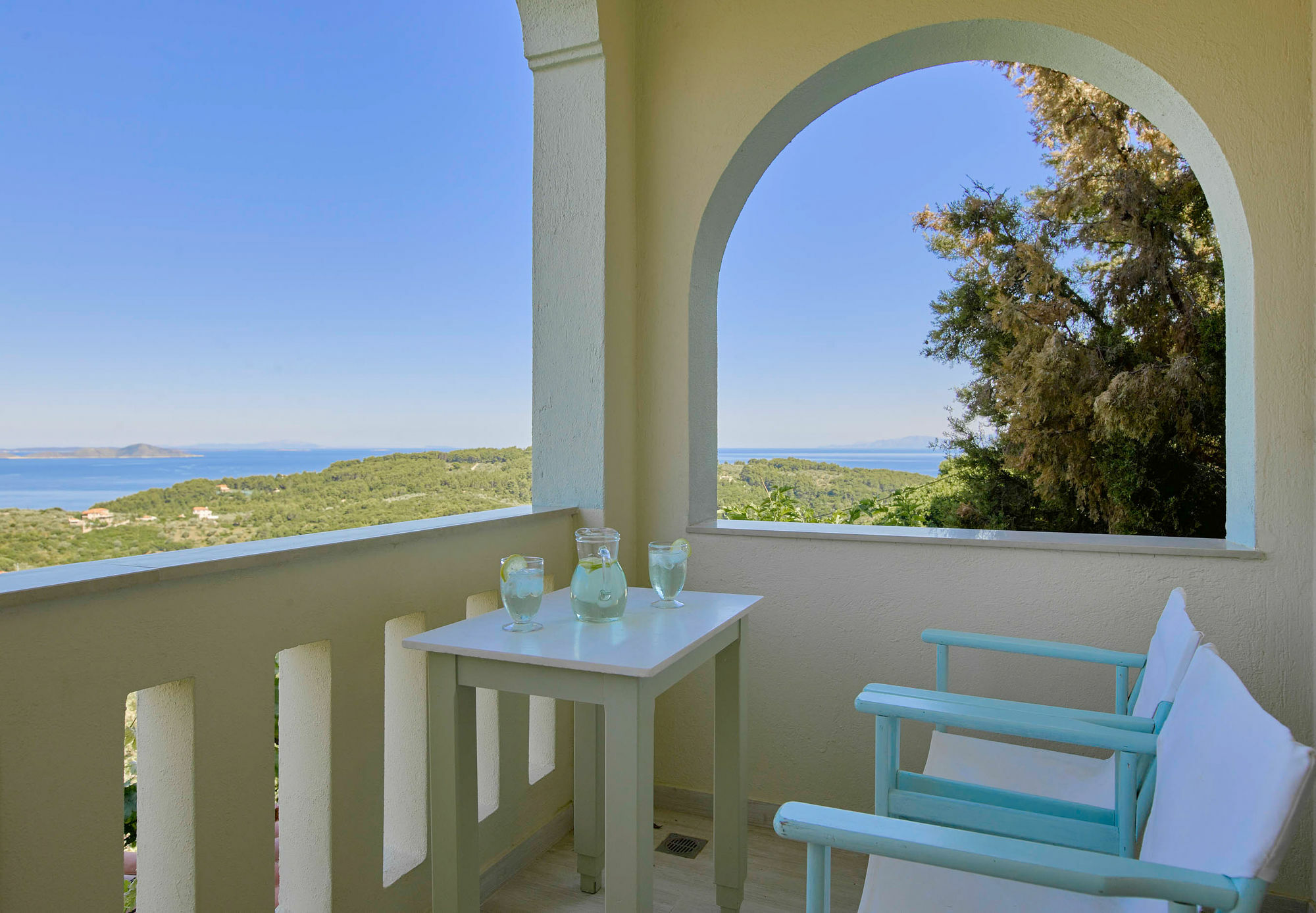 Konstantina Studios Alonnisos Town ภายนอก รูปภาพ