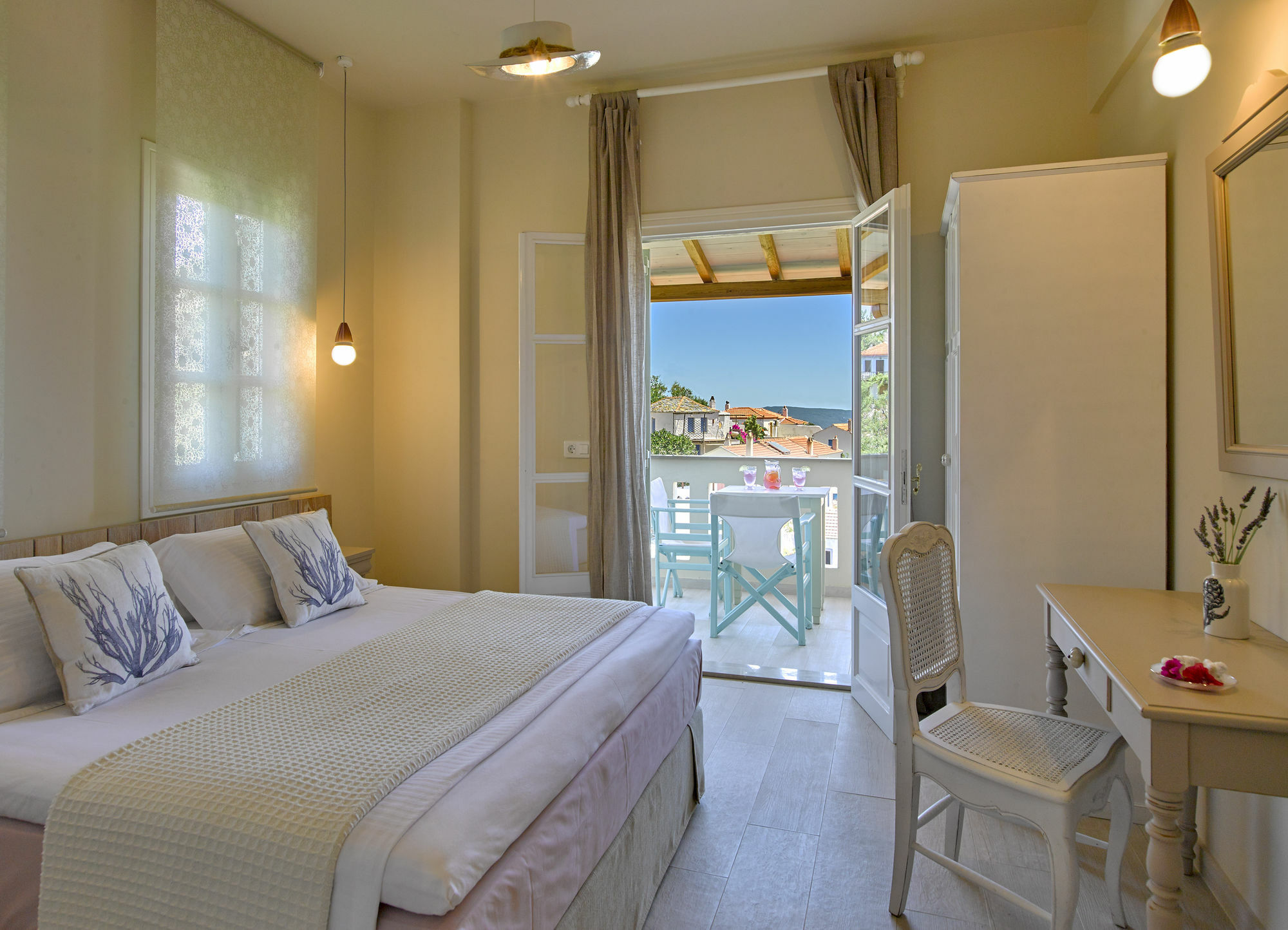 Konstantina Studios Alonnisos Town ภายนอก รูปภาพ