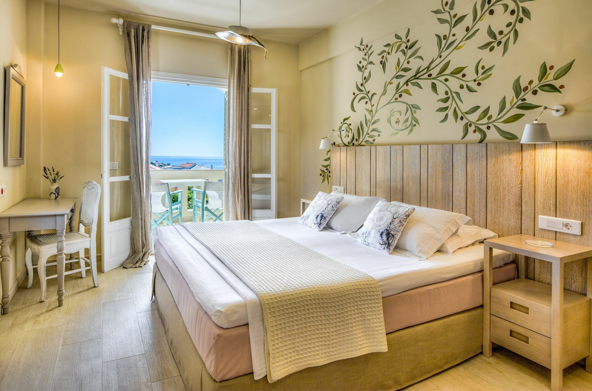 Konstantina Studios Alonnisos Town ภายนอก รูปภาพ