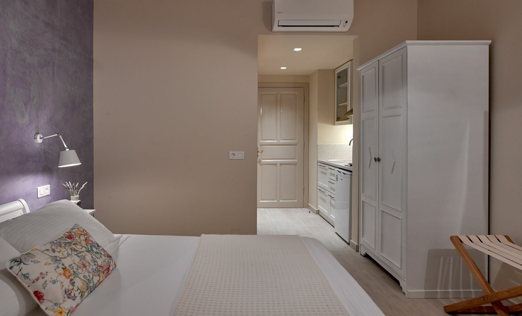 Konstantina Studios Alonnisos Town ภายนอก รูปภาพ