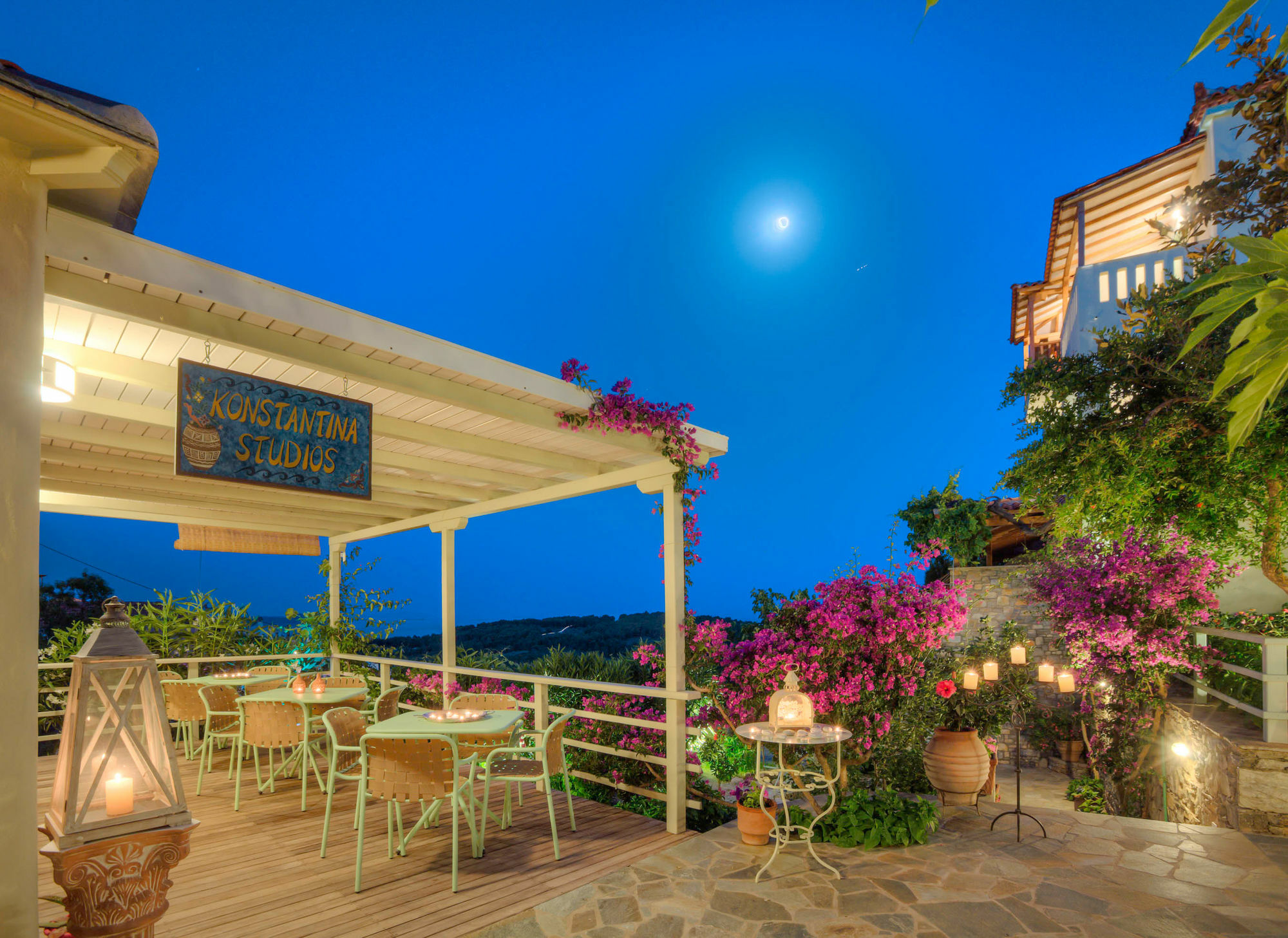Konstantina Studios Alonnisos Town ภายนอก รูปภาพ