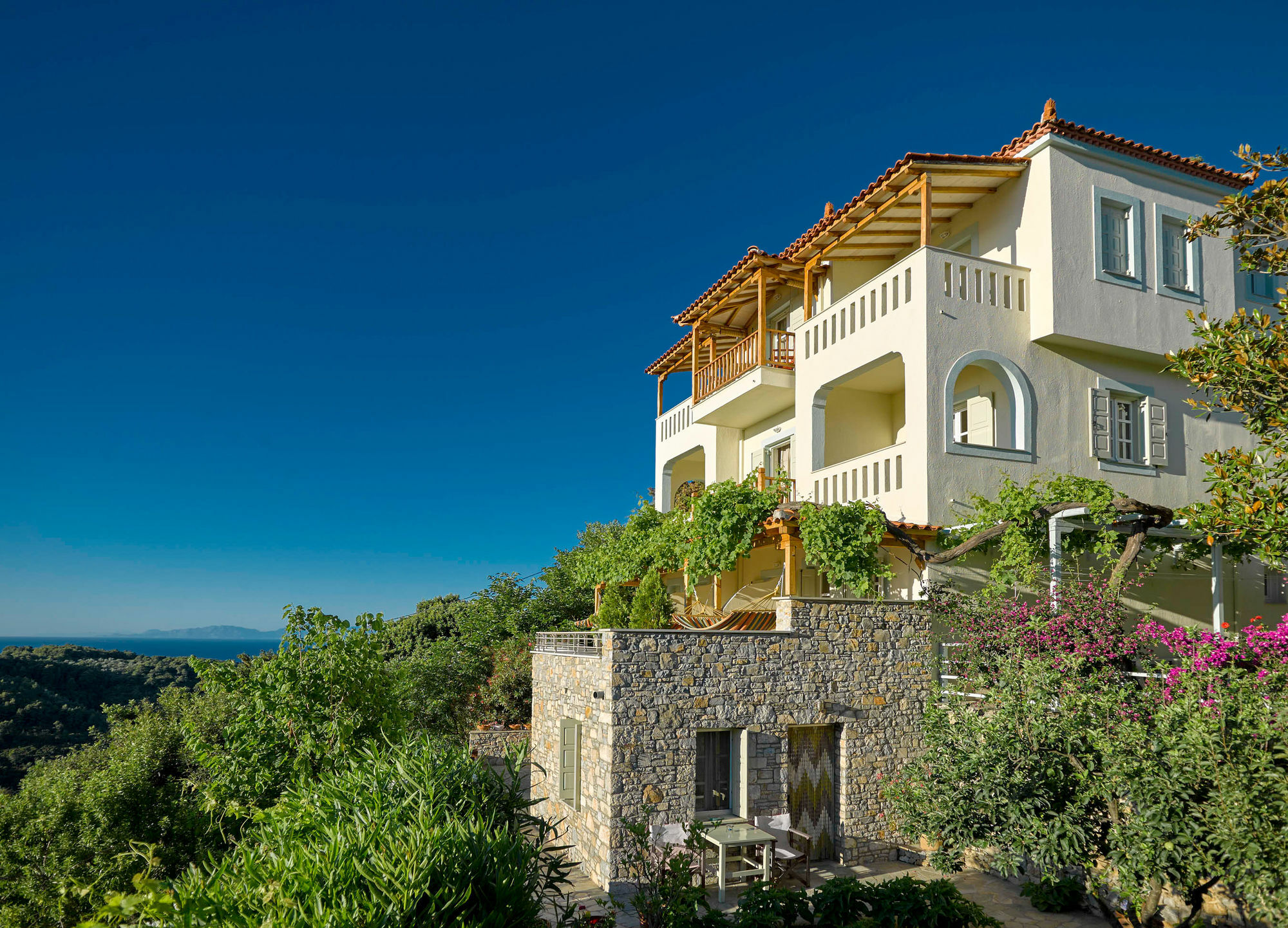 Konstantina Studios Alonnisos Town ภายนอก รูปภาพ